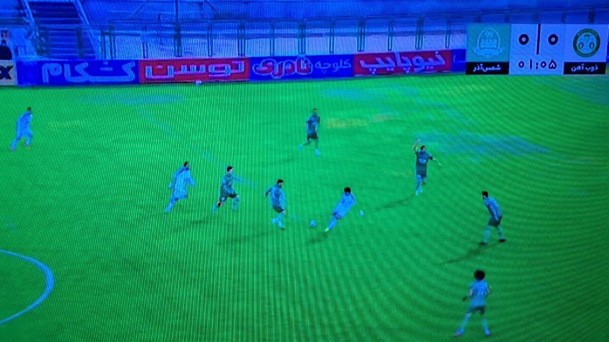 تساوی فوتبالیست های شمس آذر مقابل ذوب آهن 