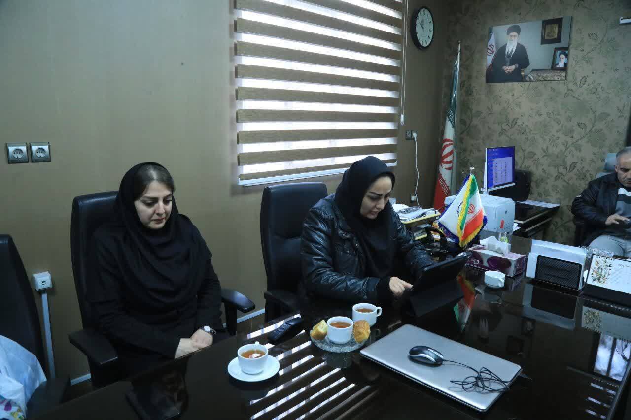 رانندگان و فعالان حملونقل در آبیک تجلیل شدند رانندگان و فعالان حملونقل در آبیک تجلیل شدند