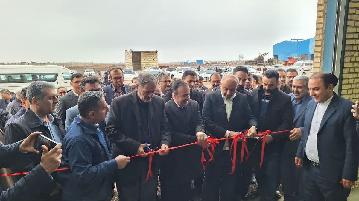 وزیر تعاون تصفیه خانه کارخانه آریان فولاد را افتتاح کرد 