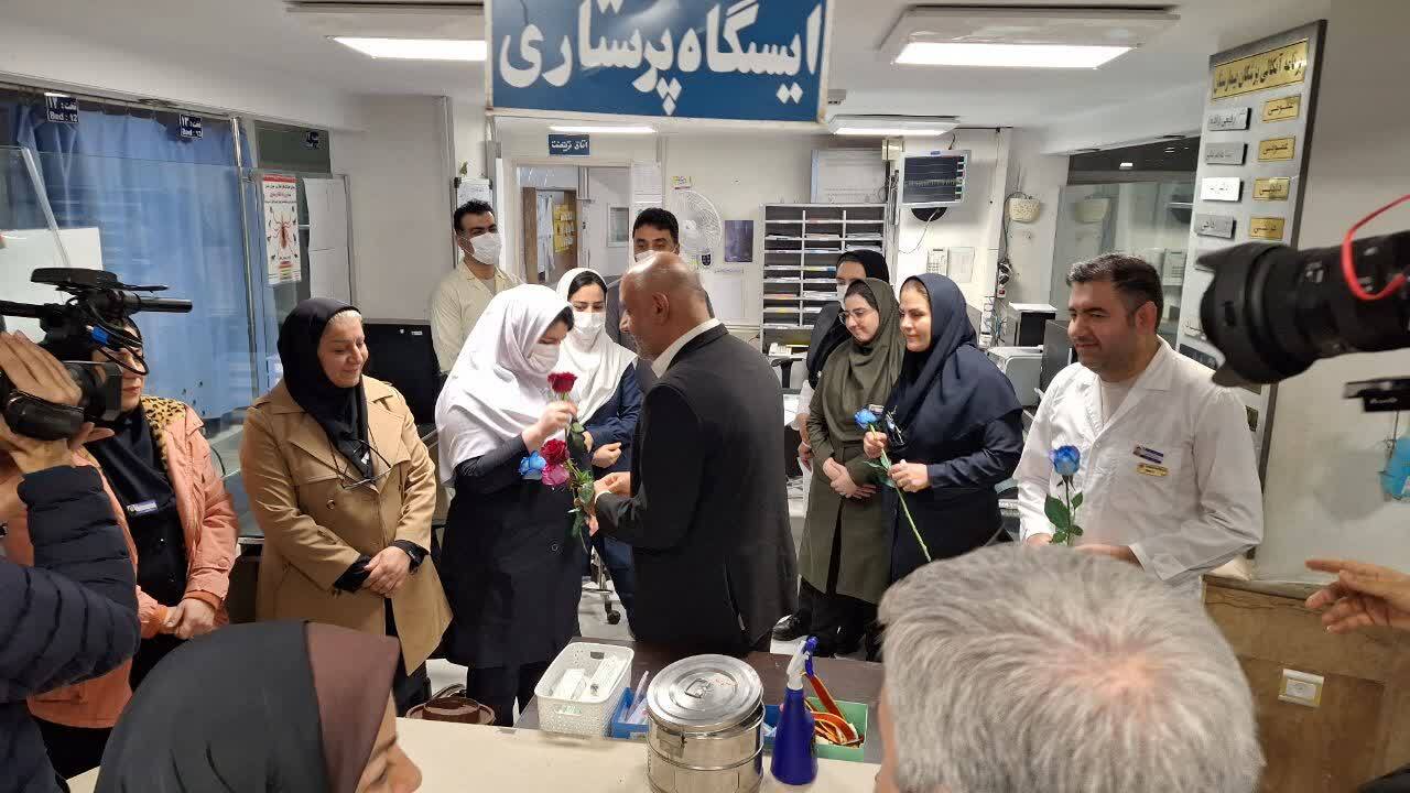 بازدید وزیر کار از بیمارستان تأمین اجتماعی تاکستان بازدید وزیر کار از بیمارستان تأمین اجتماعی تاکستان