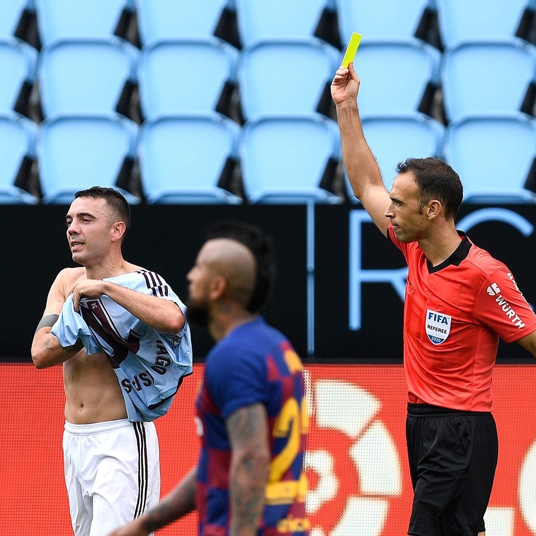 کار سختی به نام کنترل هیجان/ آیا جریمه بابت شادی گل منصفانه است؟