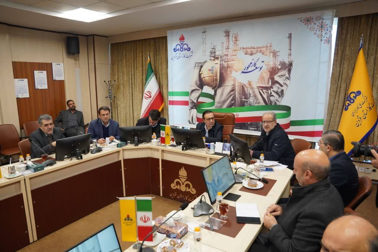 بازدید سرزده استاندار قزوین از شرکت گاز استان