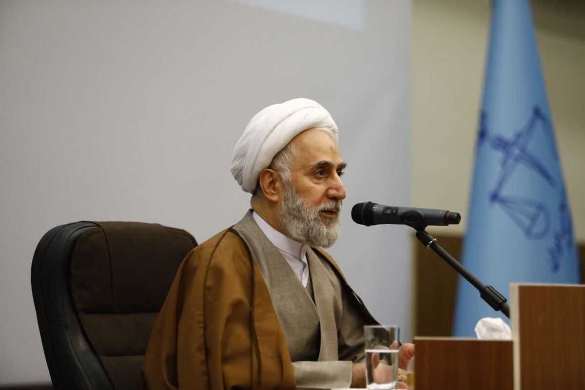 قم باید الگوی تحول و عدالت در کشور باشد