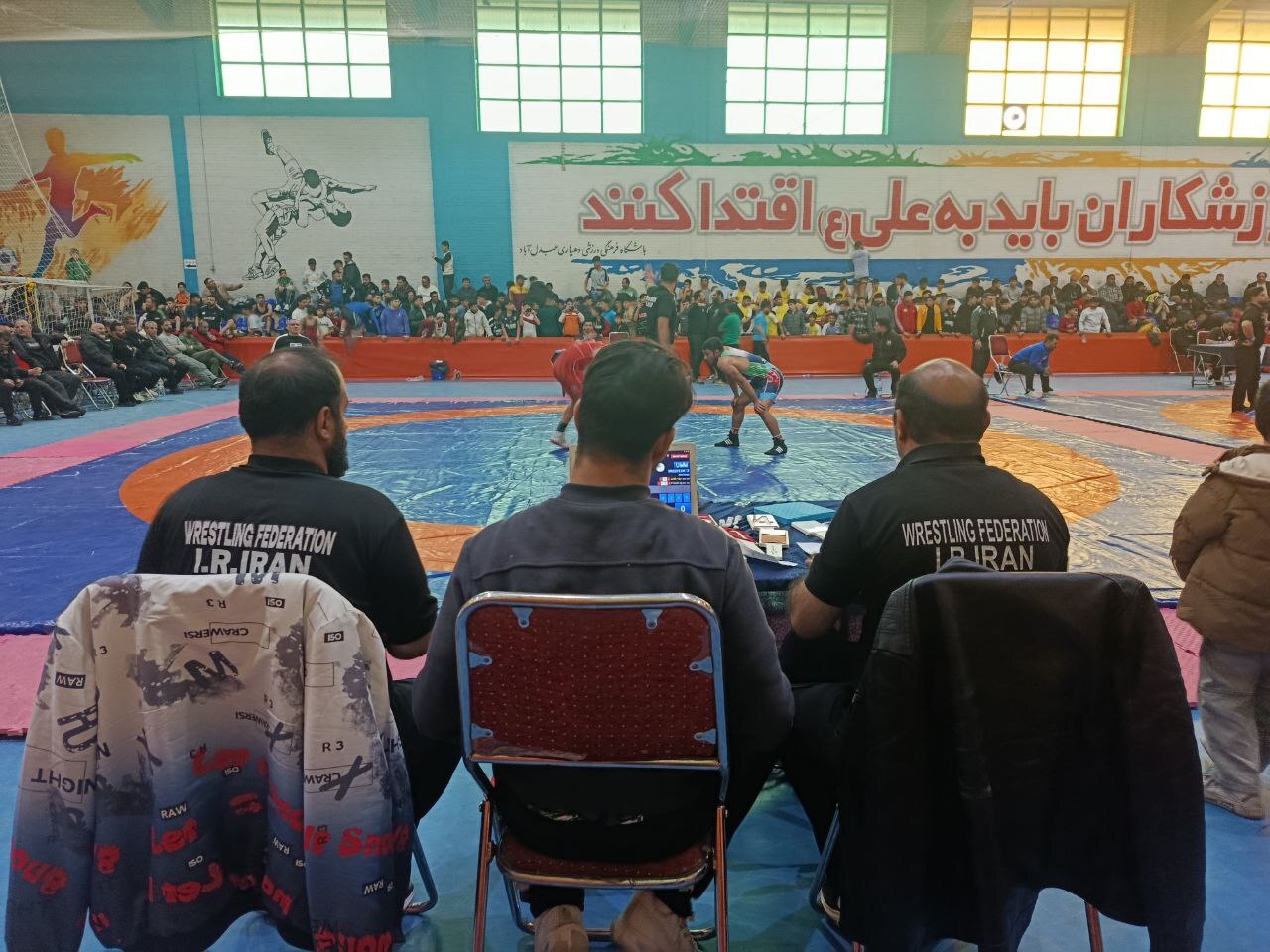 سنگ تمام هیات کشتی ورامین در رقابتهای قهرمانی استان سنگ تمام هیات کشتی ورامین در رقابتهای قهرمانی استان