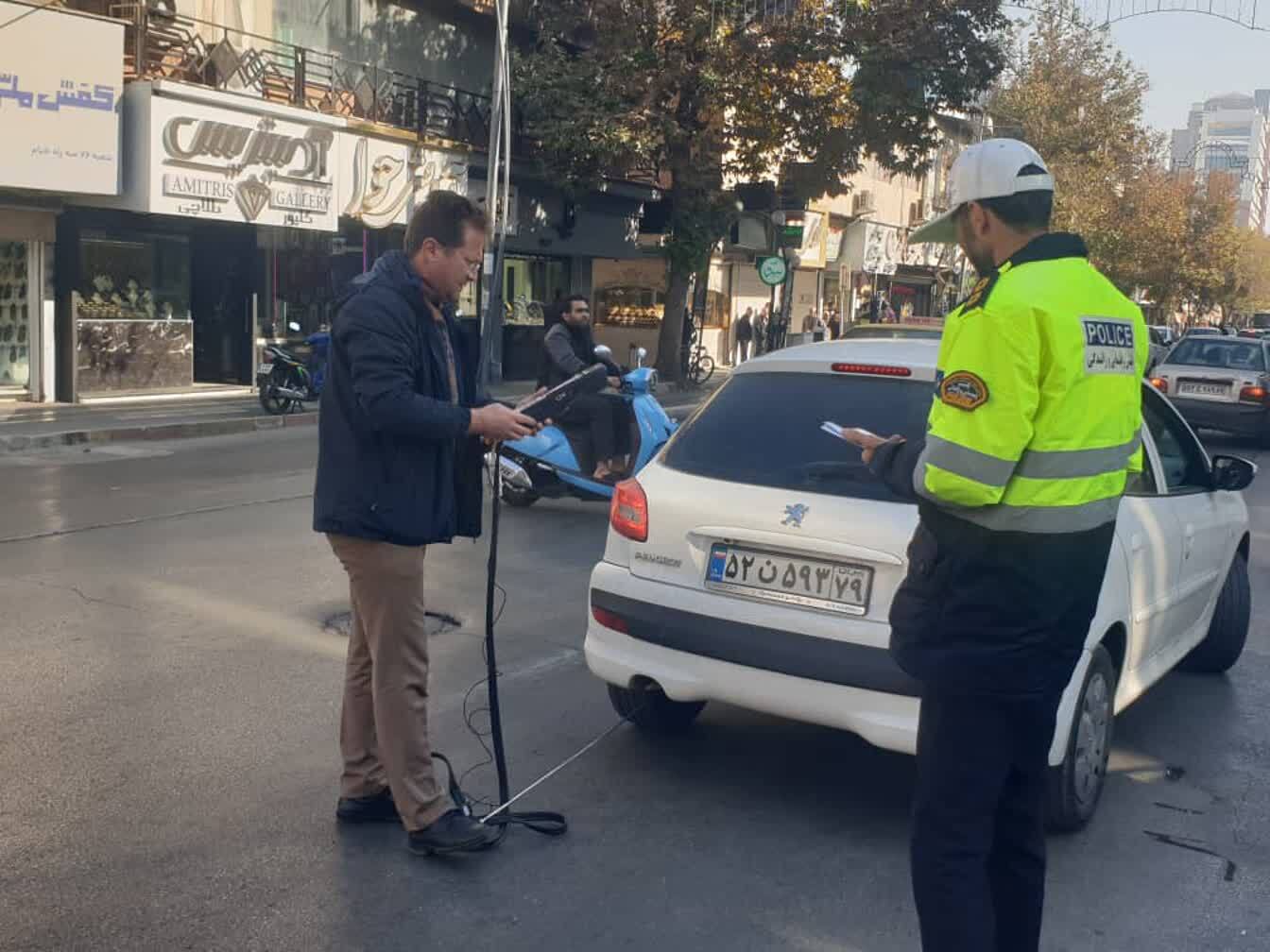 پایش میدانی خودروها در قزوین شدت گرفت/ برخورد با منابع آلاینده متحرک 