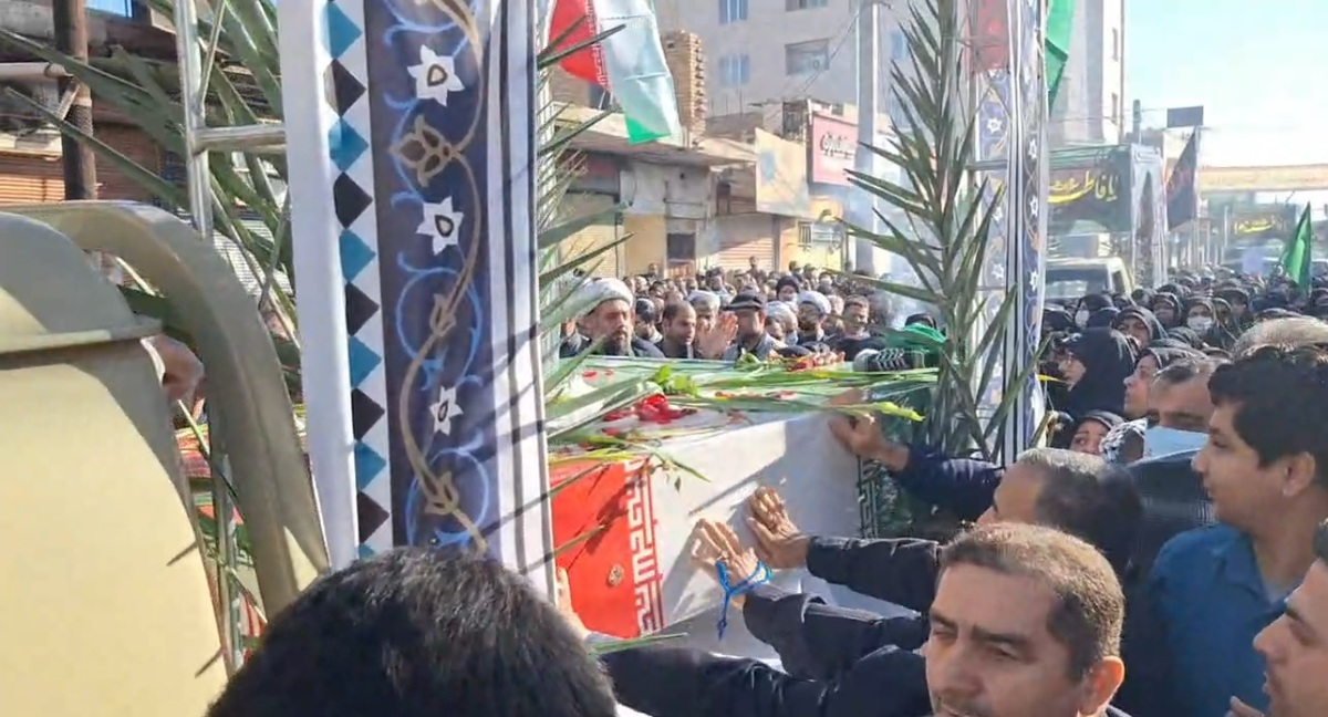 خوزستانی ها پیکر شهیدان گمنام دفاع مقدس را تشییع کردند
