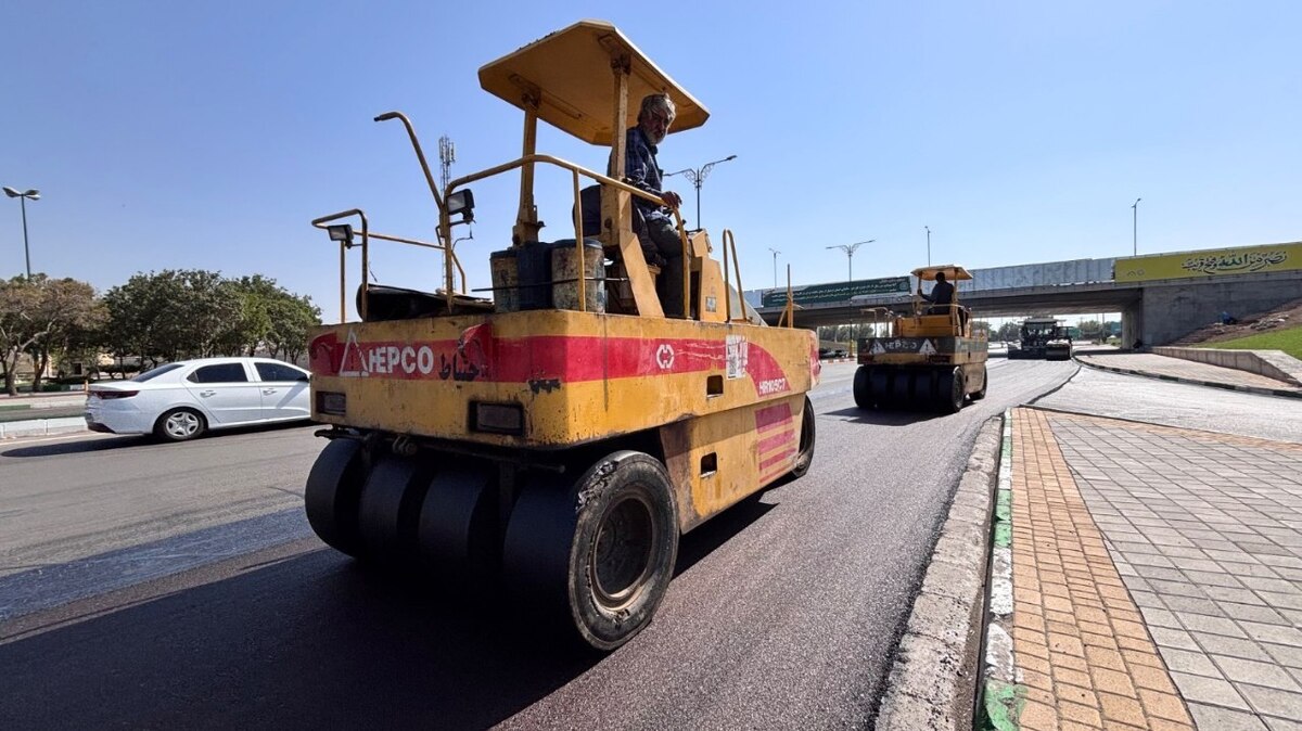 تزریق ۱۰ هزار تن قیر به پروژه‌های عمرانی اردبیل/ رکوردشکنی شهرداری با برنامه ۲۰۰ هزار تن آسفالت‌ریزی