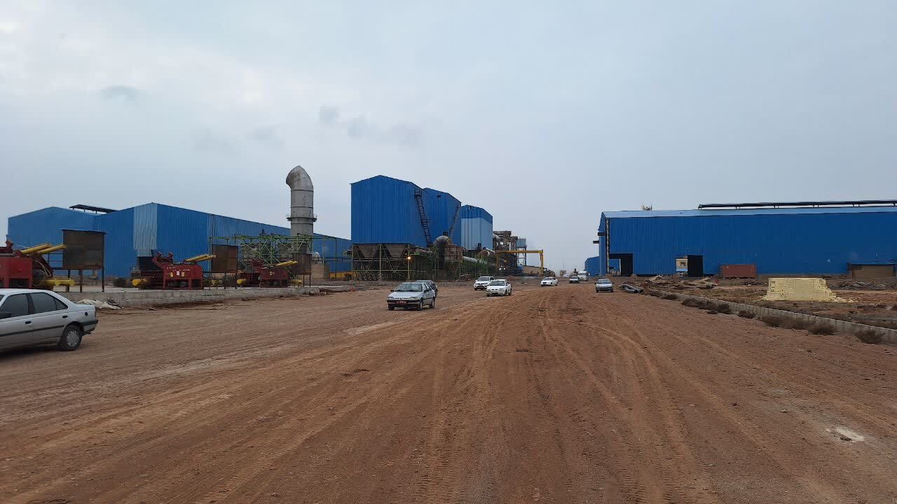 آریان فولاد بزرگترین تولیدکننده شمش فولادی کشور به روش القایی/ تولید را دریابید 