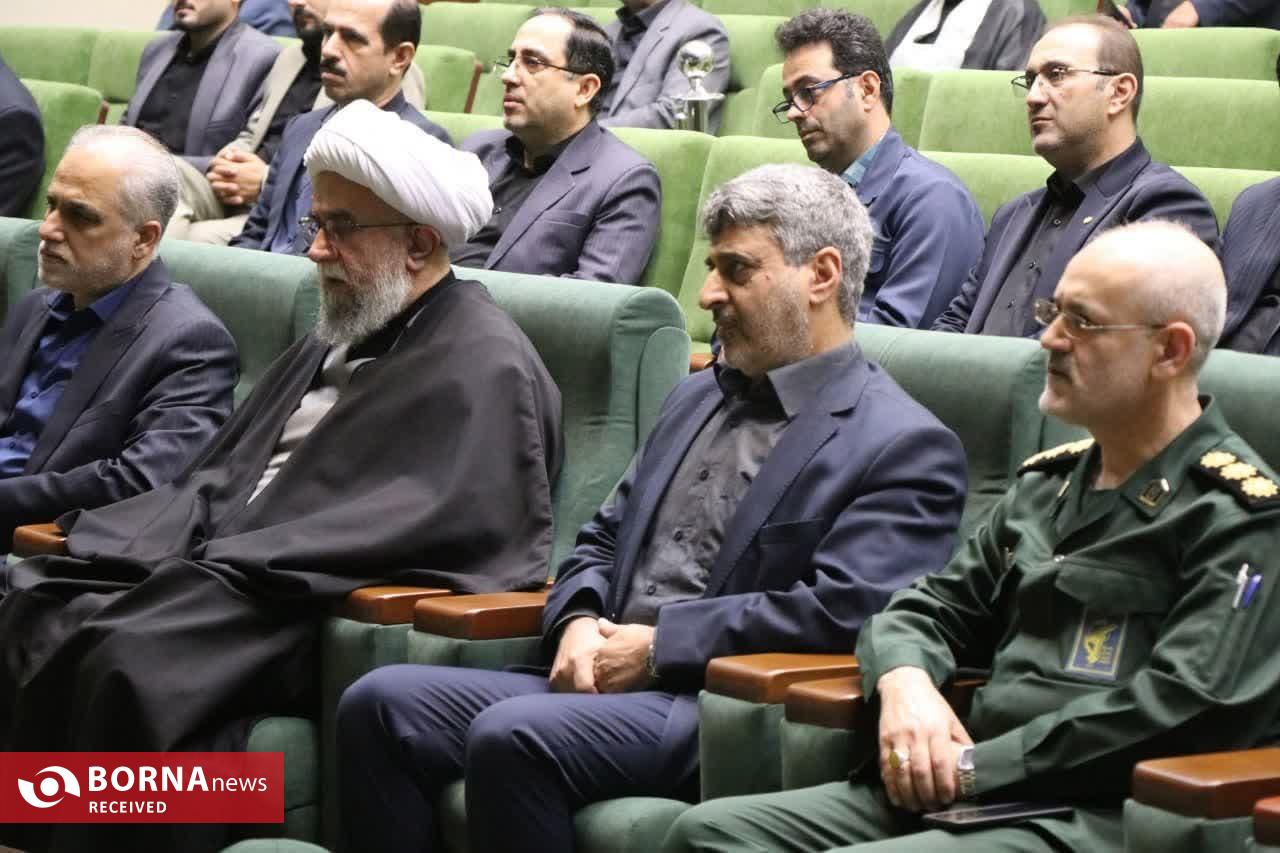 بسیجیان با الگوگیری از حضرت زهرا(س) در دفاع از میهن پایداری کردند