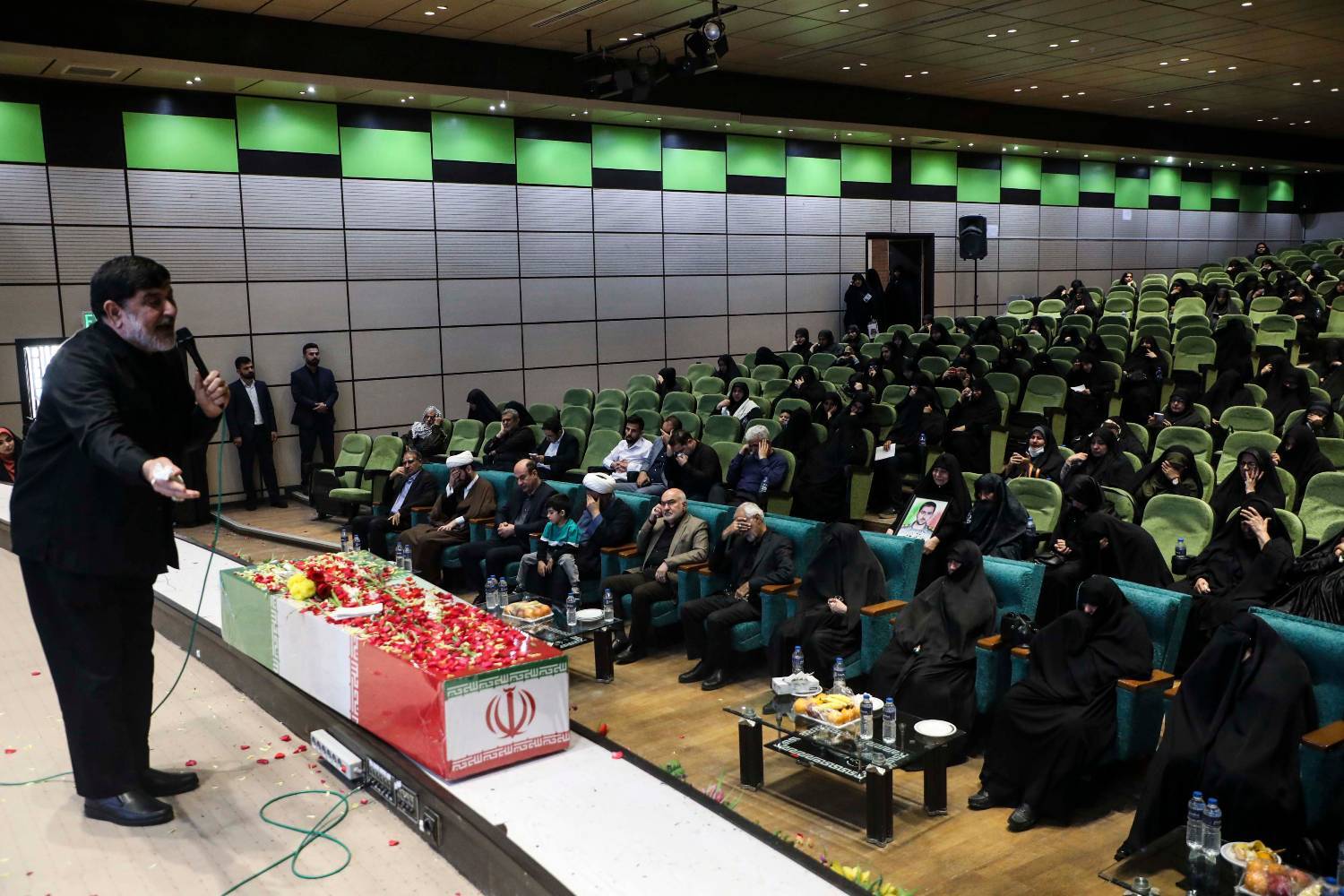 استاندار: فرهنگ شهادت شناسنامه هویتی ملت ایران و خوزستان پایتخت مقاومت است