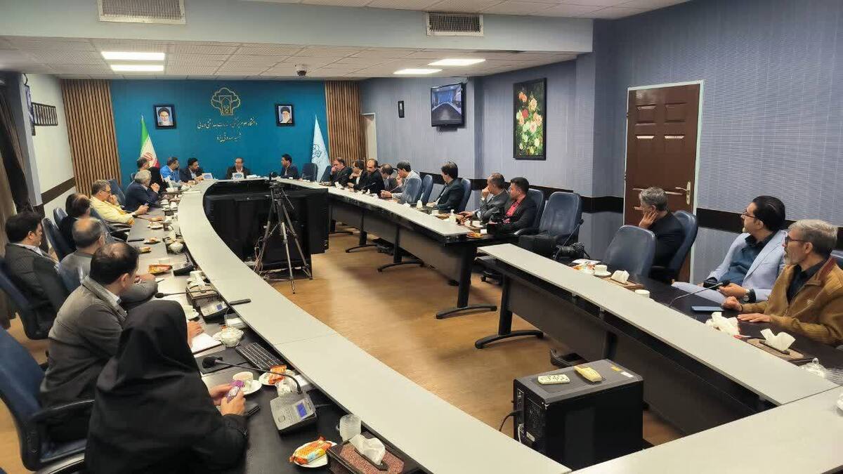 فعالیت دانشگاه‌ها و ادارات استان یزد با رعایت پروتکل‌های بهداشتی