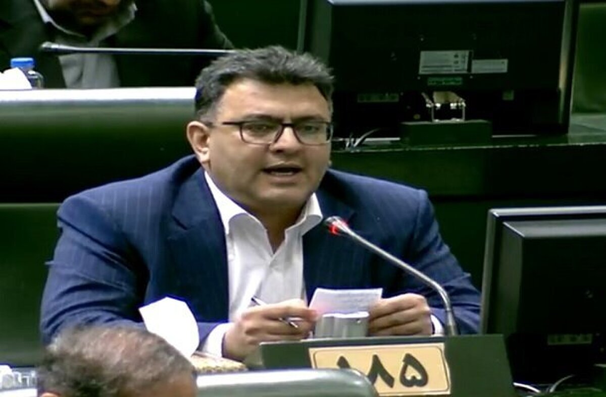 تذکر صریح نماینده اراک به رئیس‌جمهور: 

قانون هوای پاک چرا اجرا نمی‌شود