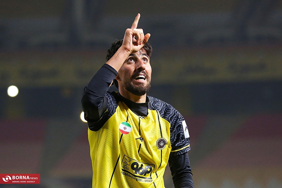 دیدار تیم های فوتبال سپاهان ایران - الحسین اردن