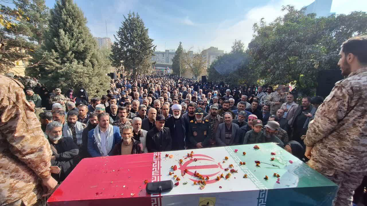 مراسم تشییع شهید گمنام در قزوین برگزارشد مراسم تشییع شهید گمنام در قزوین برگزارشد