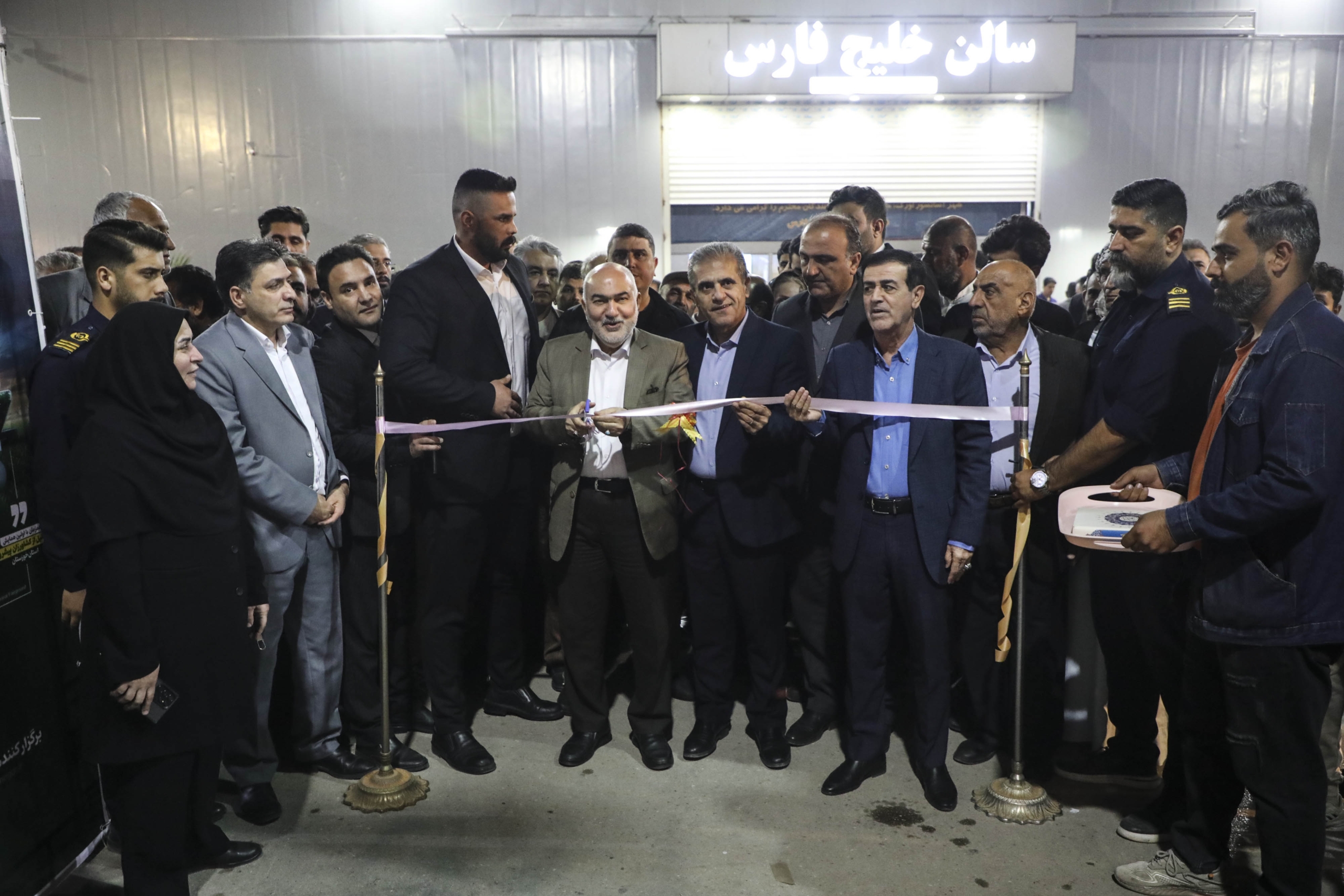 استاندار خوزستان از پیگیری اجرای فاز دوم طرح ۵۵۰ هزار هکتاری خبر داد / ضرورت انجام الگوی کشت علمی و مدیریت بهینه آب در مسیر امنیت غذایی کشور