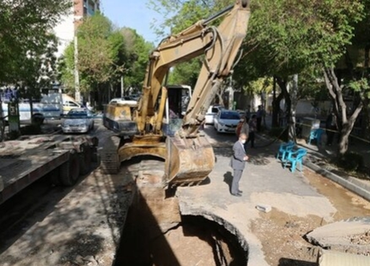 رفع ۱۴۷۵ حادثه آب و فاضلاب در منطقه یک کرمانشاه طی آبان‌ماه