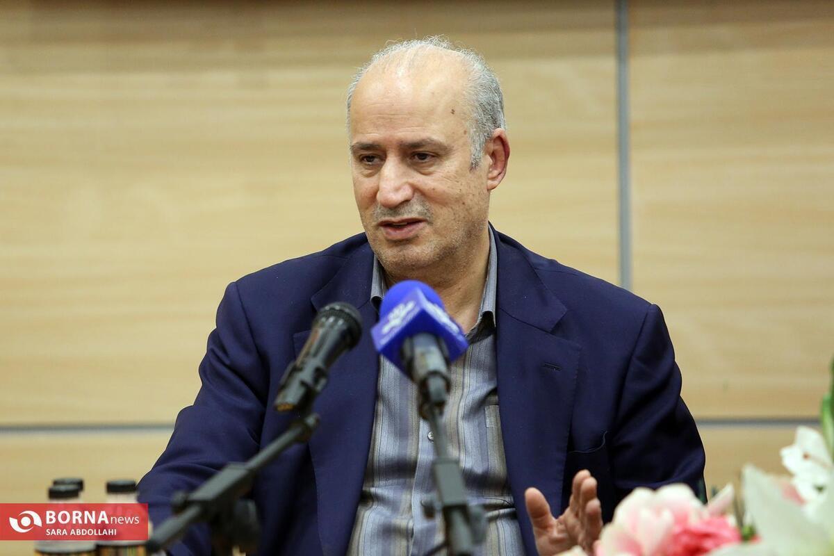 تاج: سیاست ما این است یا برای همه ویزا صادر شود یا هیچ کس نرود/ ممکن است ماجرای عدم صدور ویزا به بازیکنان هم سرایت کند