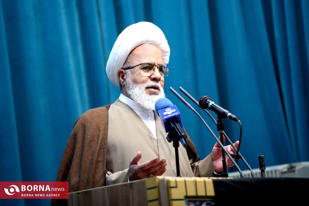 امام جمعه کرمانشاه: اسراف عامل ناترازی‌هاست