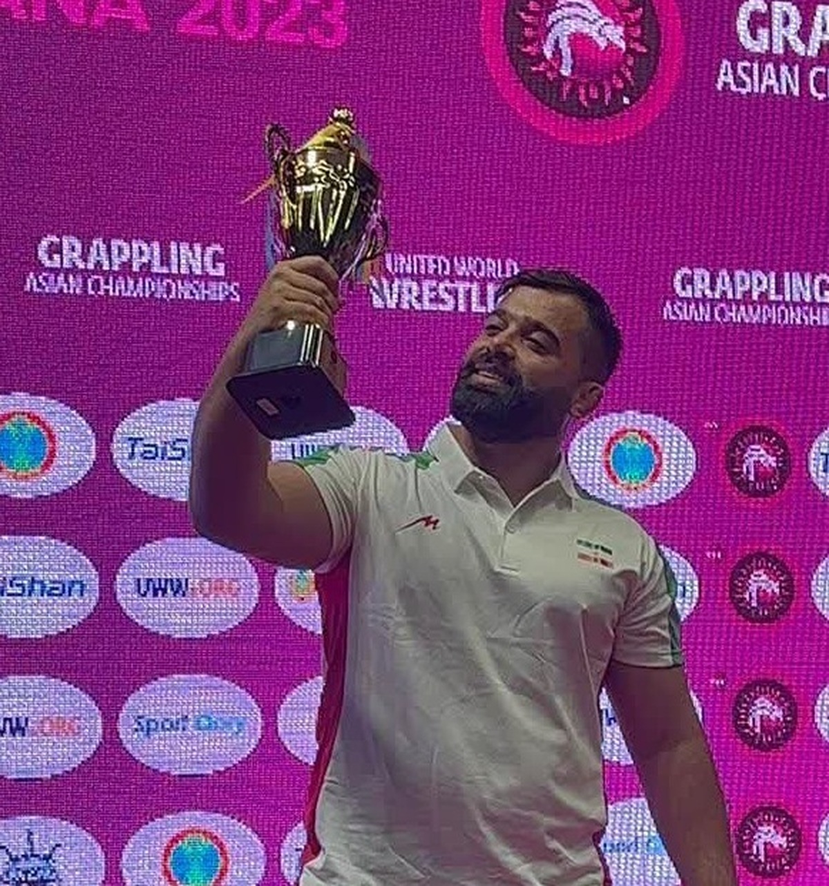 امیر عباس انوری :  دستگاه ورزش و مدیران سوادکوه شمالی هیچ توجهی به قهرمانان  ورزشی نمی کنند