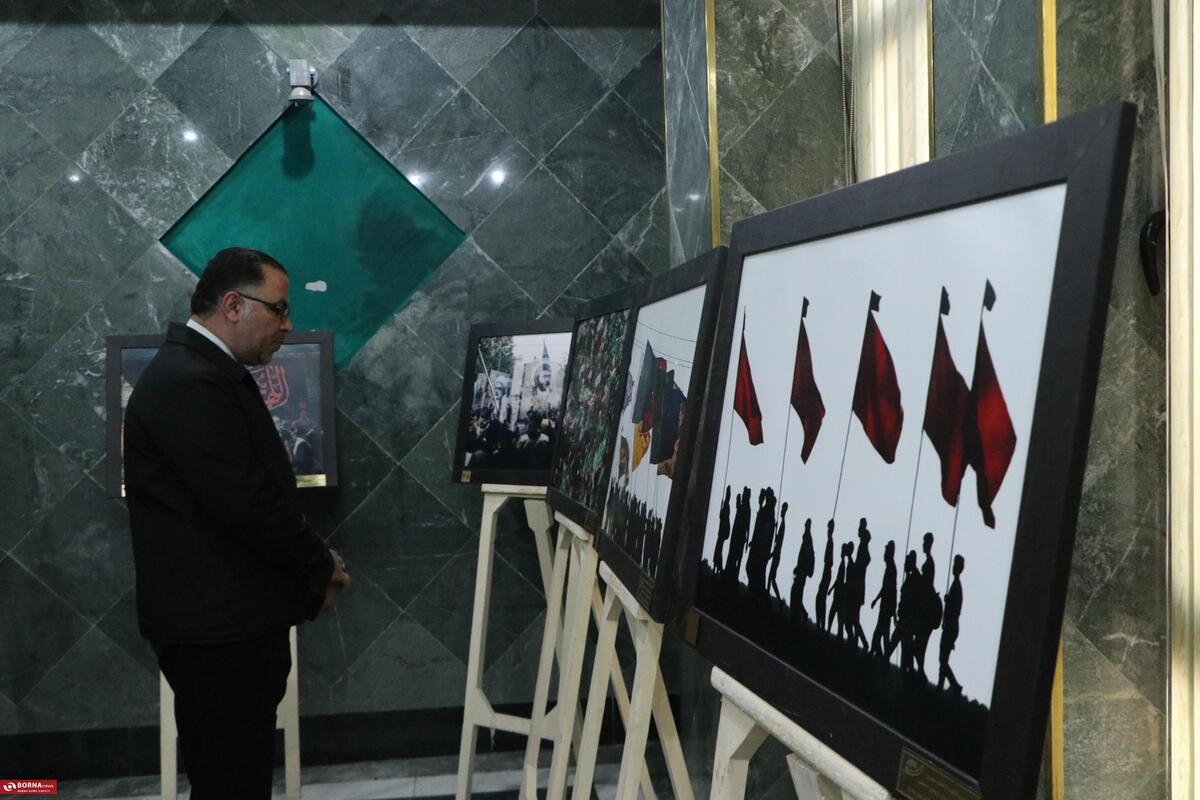 نمایشگاه عکس هجدهمین سوگوراه بین‌المللی مهر محرم در سمنان گشایش یافت