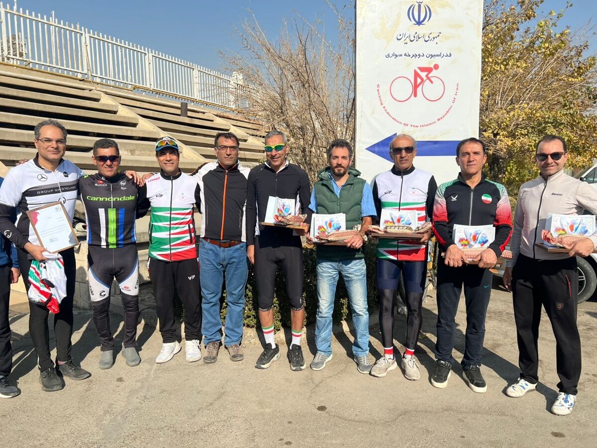 آیین باشکوه تجلیل از پیشکسوتان استان تهران/مراسم احترام به بزرگان دوچرخه‌ سواری در پایتخت