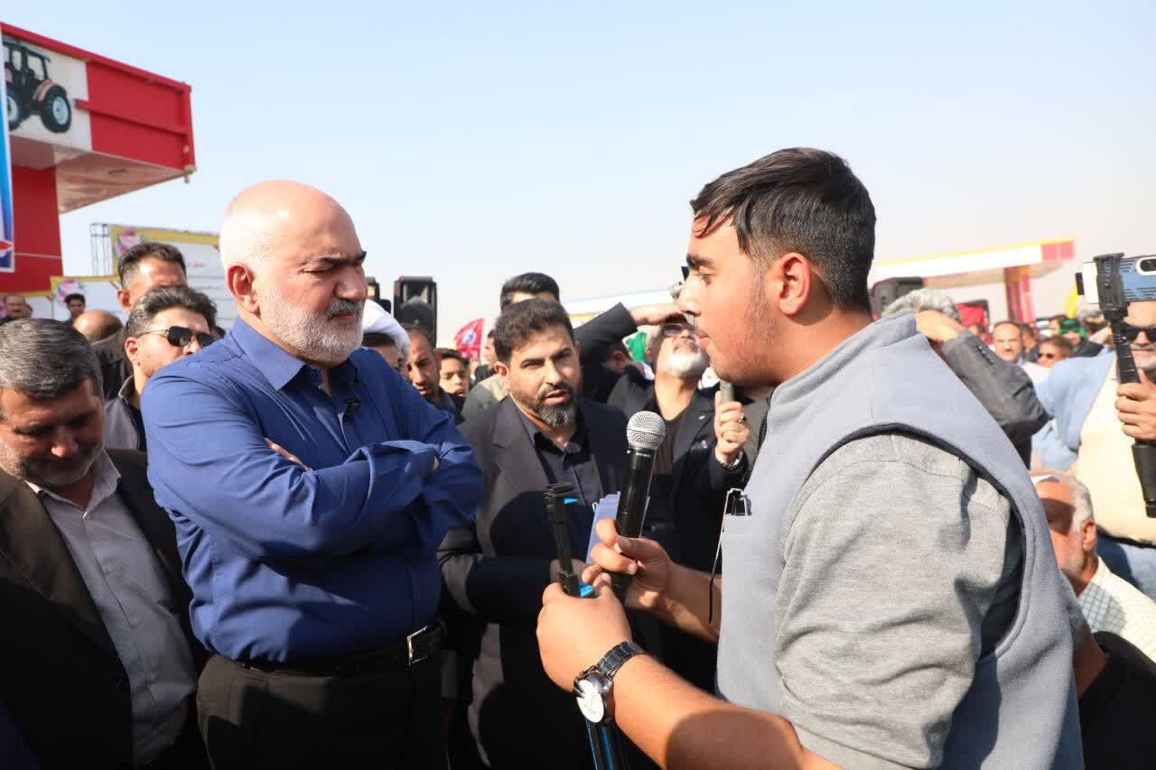 استاندار خوزستان پای صحبت مردم؛ موالی زاده دستور رسیدگی فوری به مشکل های روستای حبائیه را صادر کرد استاندار خوزستان پای صحبت مردم؛ موالی زاده دستور رسیدگی فوری به مشکل های روستای حبائیه را صادر کرد