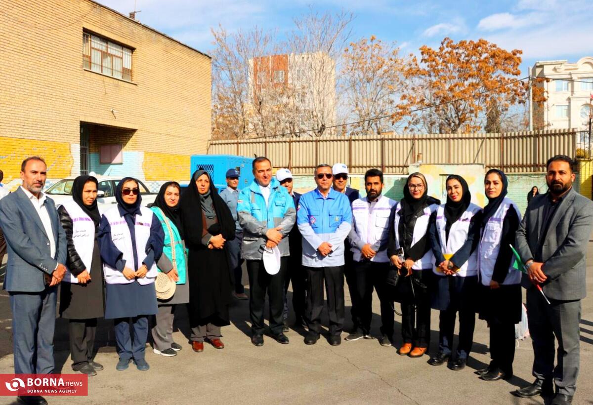 حضور اورژانس اجتماعی ۱۲۳ در مانور زلزله مدرسه مشکات اراک