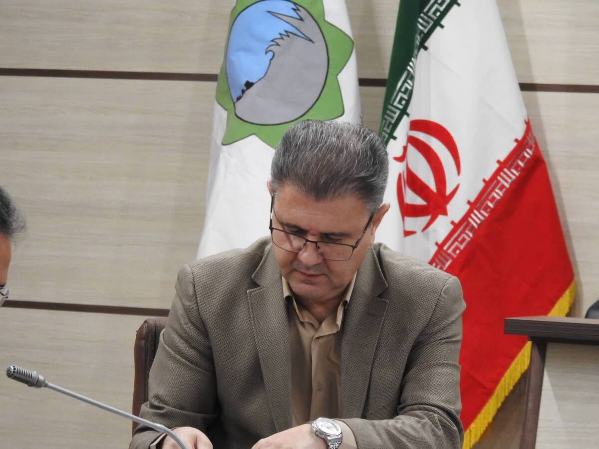 زنگ خطر وارونگی هوا/ مهار آتش در آبیک 