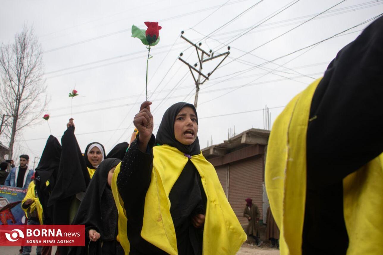 اجتماع کودکان کشمیری به مناسبت میلاد امام زمان (عج)