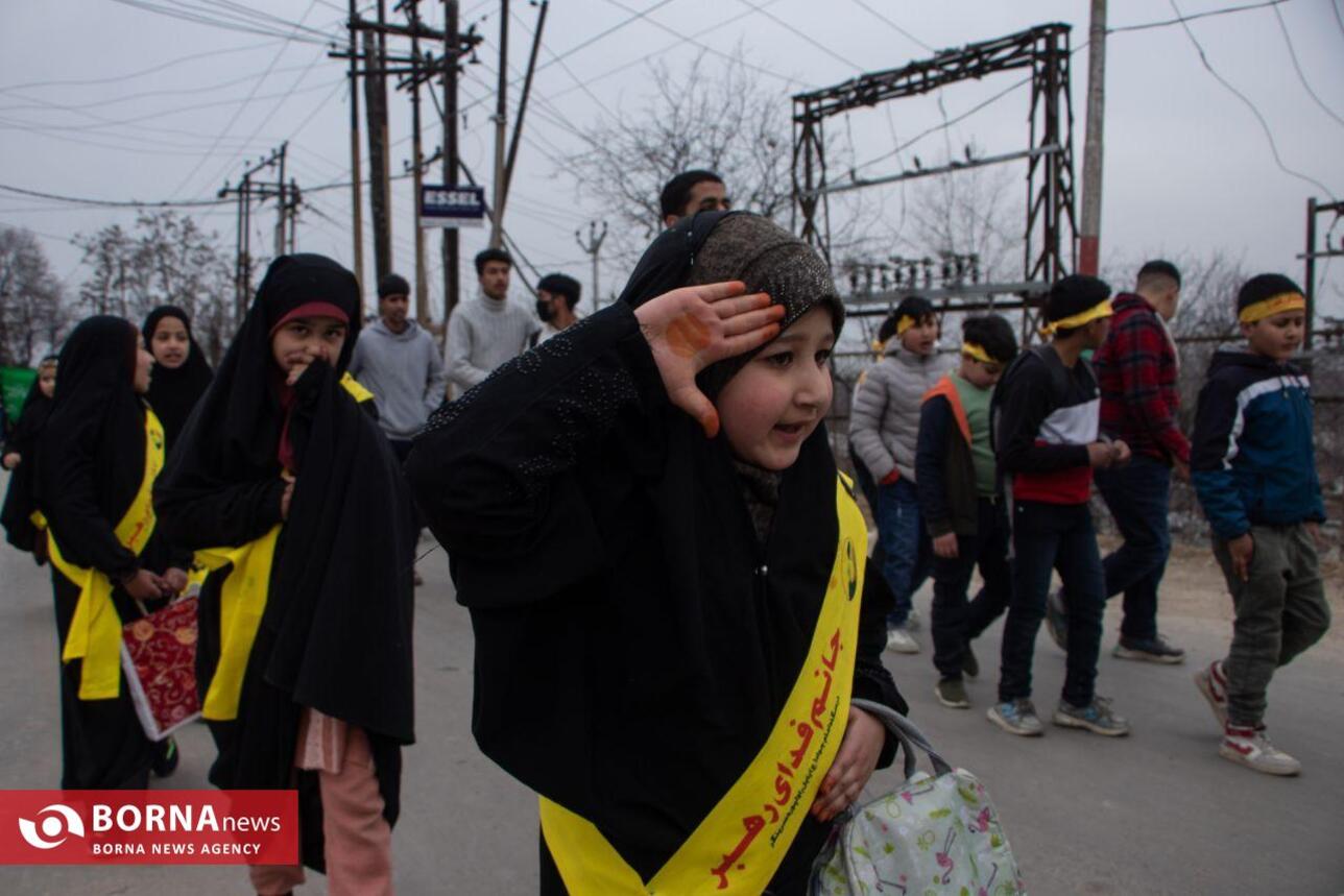 اجتماع کودکان کشمیری به مناسبت میلاد امام زمان (عج)