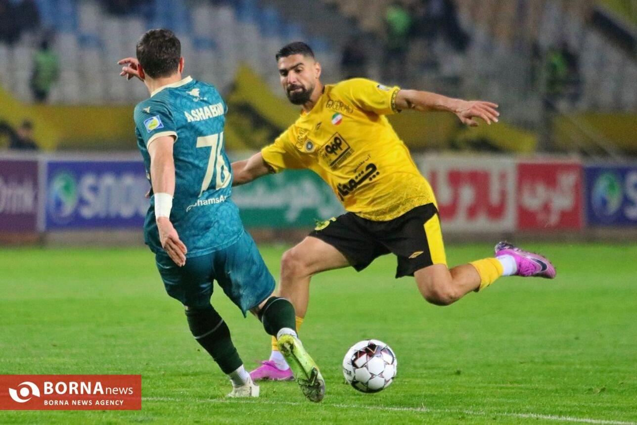 دیدار تیم های فوتبال سپاهان و شمس‌آذر قزوین در جام حذفی
