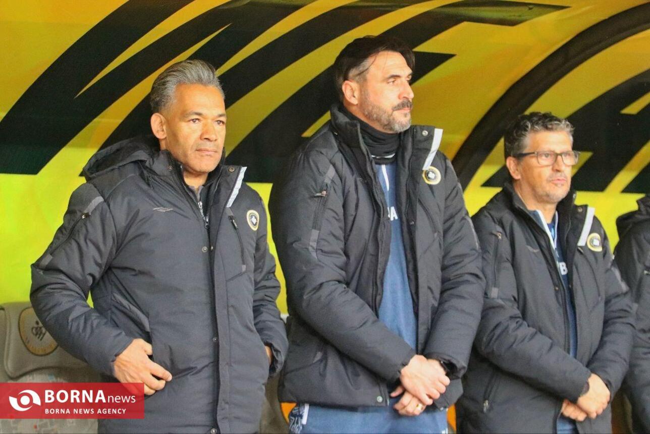 دیدار تیم های فوتبال سپاهان و شمس‌آذر قزوین در جام حذفی