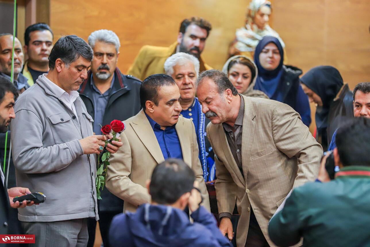 جشن گلریزان