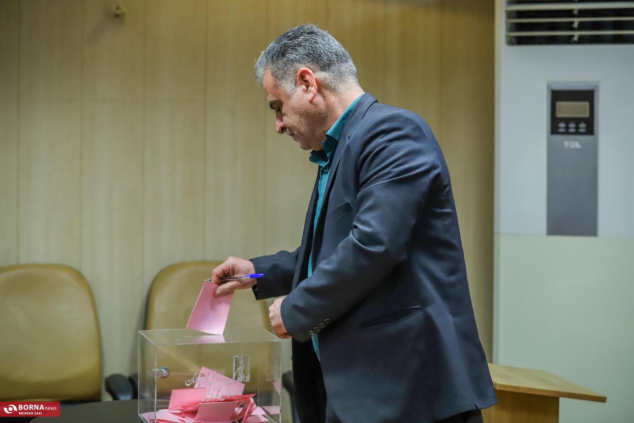 مجمع انتخاباتی رئیس هیات آمادگی جسمانی استان مرکزی