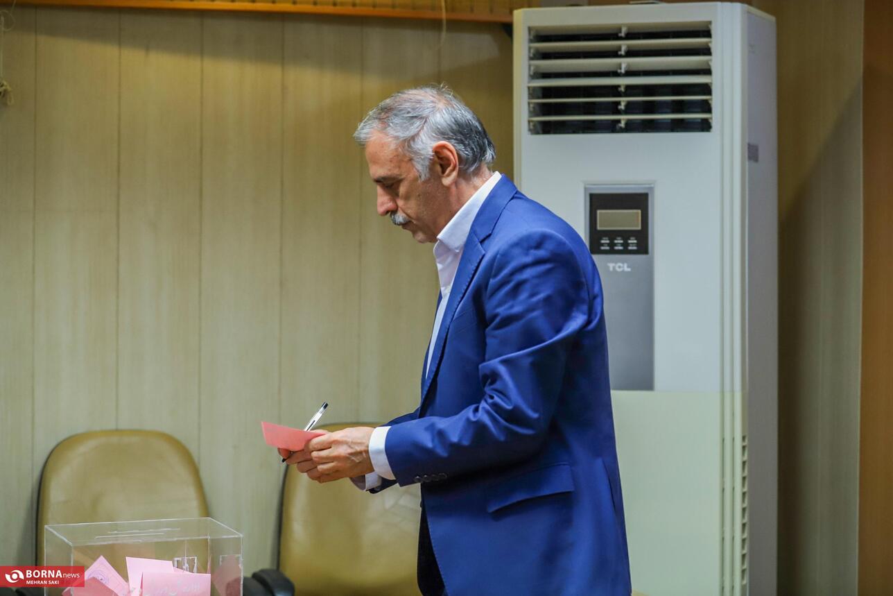 مجمع انتخاباتی رئیس هیات آمادگی جسمانی استان مرکزی