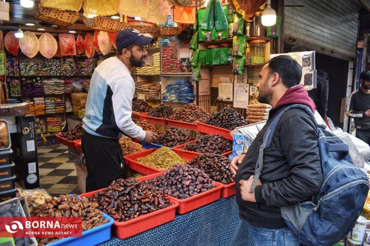 بازار‌های کشمیر رنگ و بوی رمضان گرفت