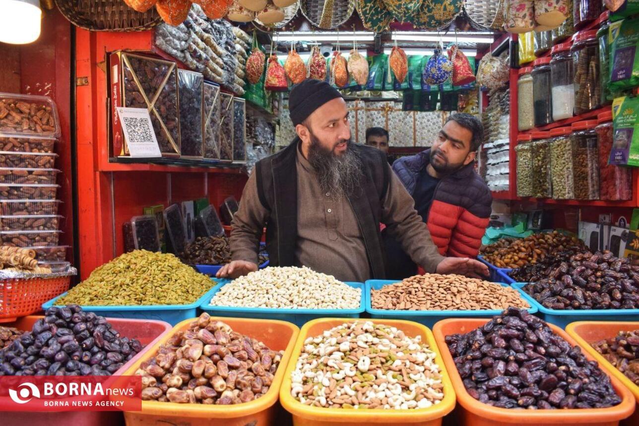 بازار‌های کشمیر رنگ و بوی رمضان گرفت