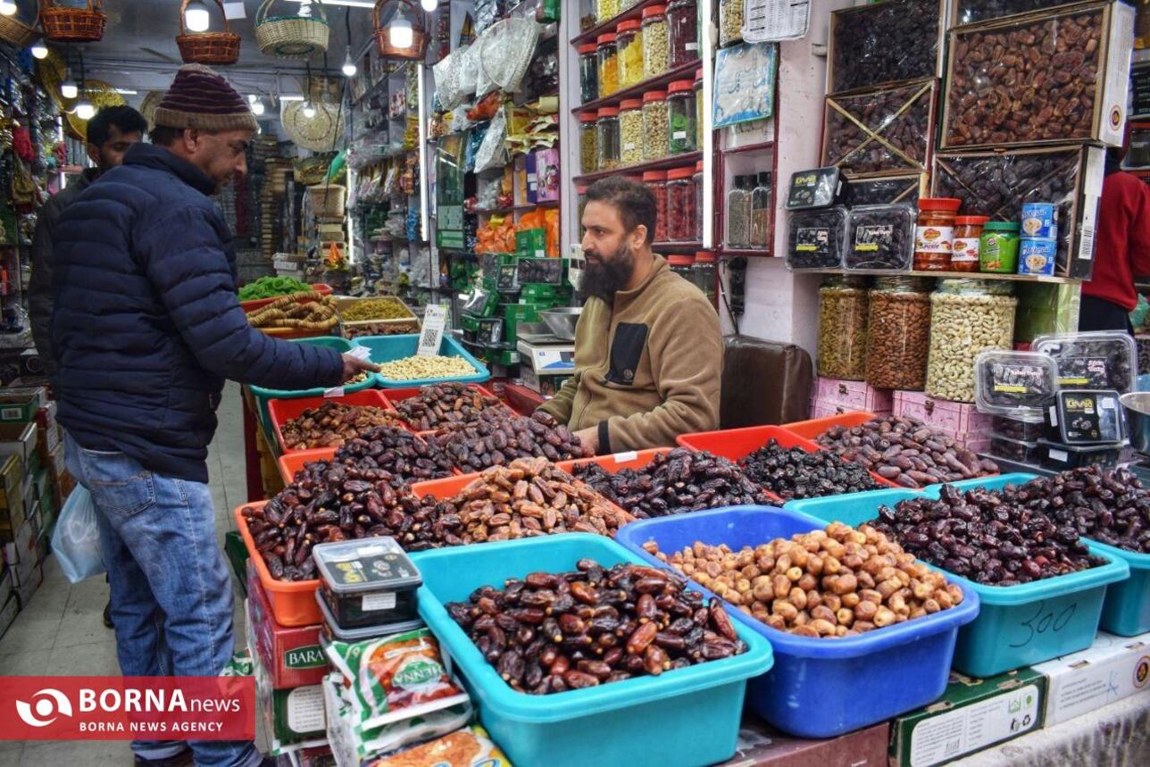 بازار‌های کشمیر رنگ و بوی رمضان گرفت