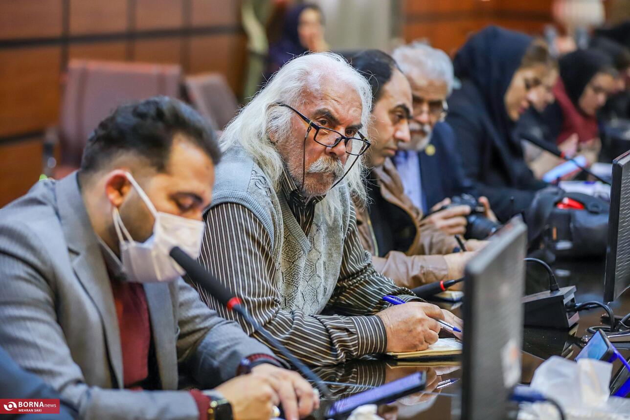 نشست خبری مدیر کل صنعت،معدن و تجارت استان مرکزی