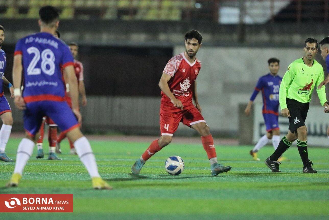 دیدار تیم های فوتبال سپیدرود رشت_ آینده سازان اردبیل