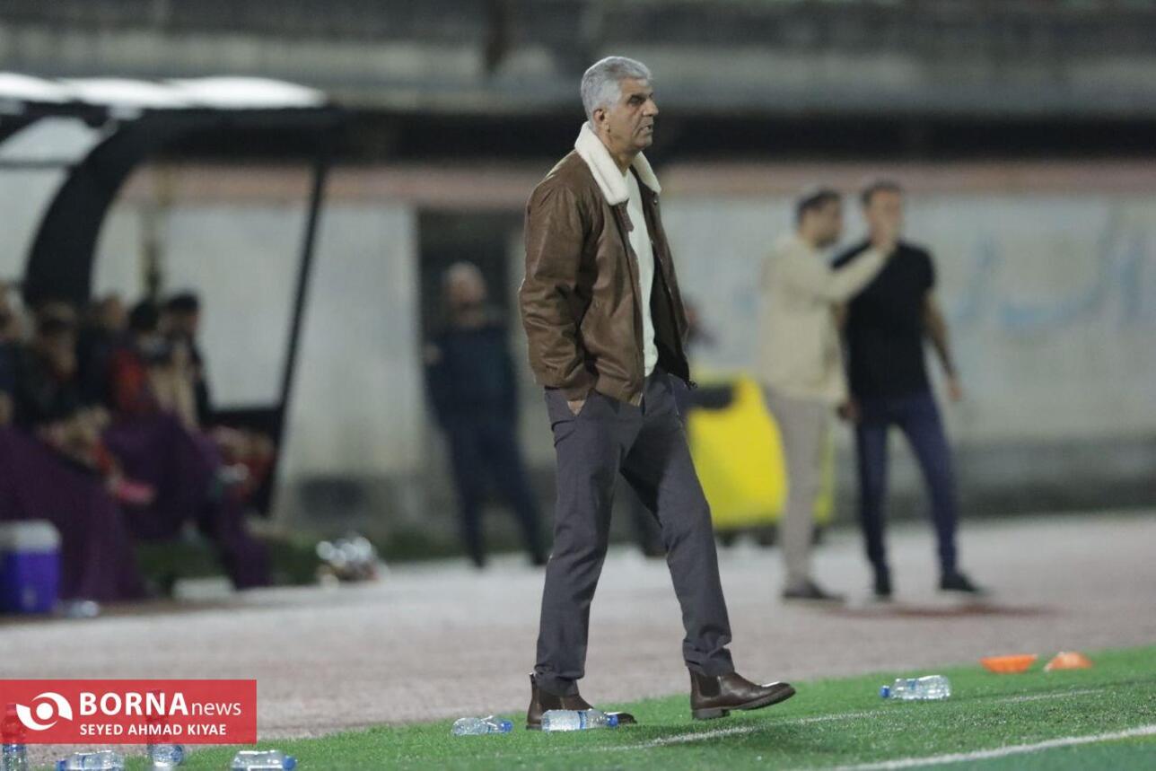 دیدار تیم های فوتبال سپیدرود رشت_ آینده سازان اردبیل