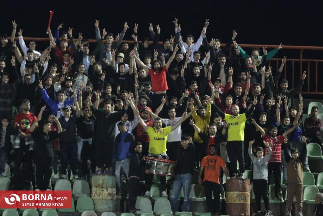 دیدار تیم های فوتبال سپیدرود رشت_ آینده سازان اردبیل