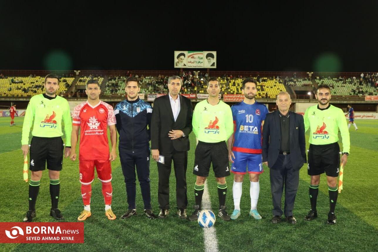 دیدار تیم های فوتبال سپیدرود رشت_ آینده سازان اردبیل