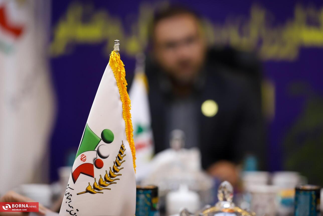 نشست خبری مدیر صندوق بیمه اجتماعی کشاورزان، روستائیان و عشایر استان مرکزی