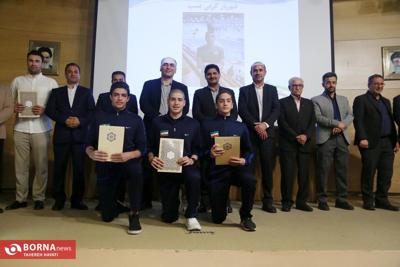 تجلیل از قهرمانان، مربیان و پیشکسوتان هیات ورزش های آبی استان فارس