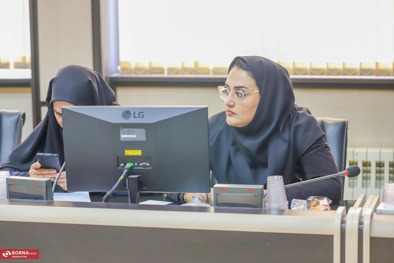 نشست خبری مدیرکل تعاون، کار و رفاه اجتماعی استان مرکزی