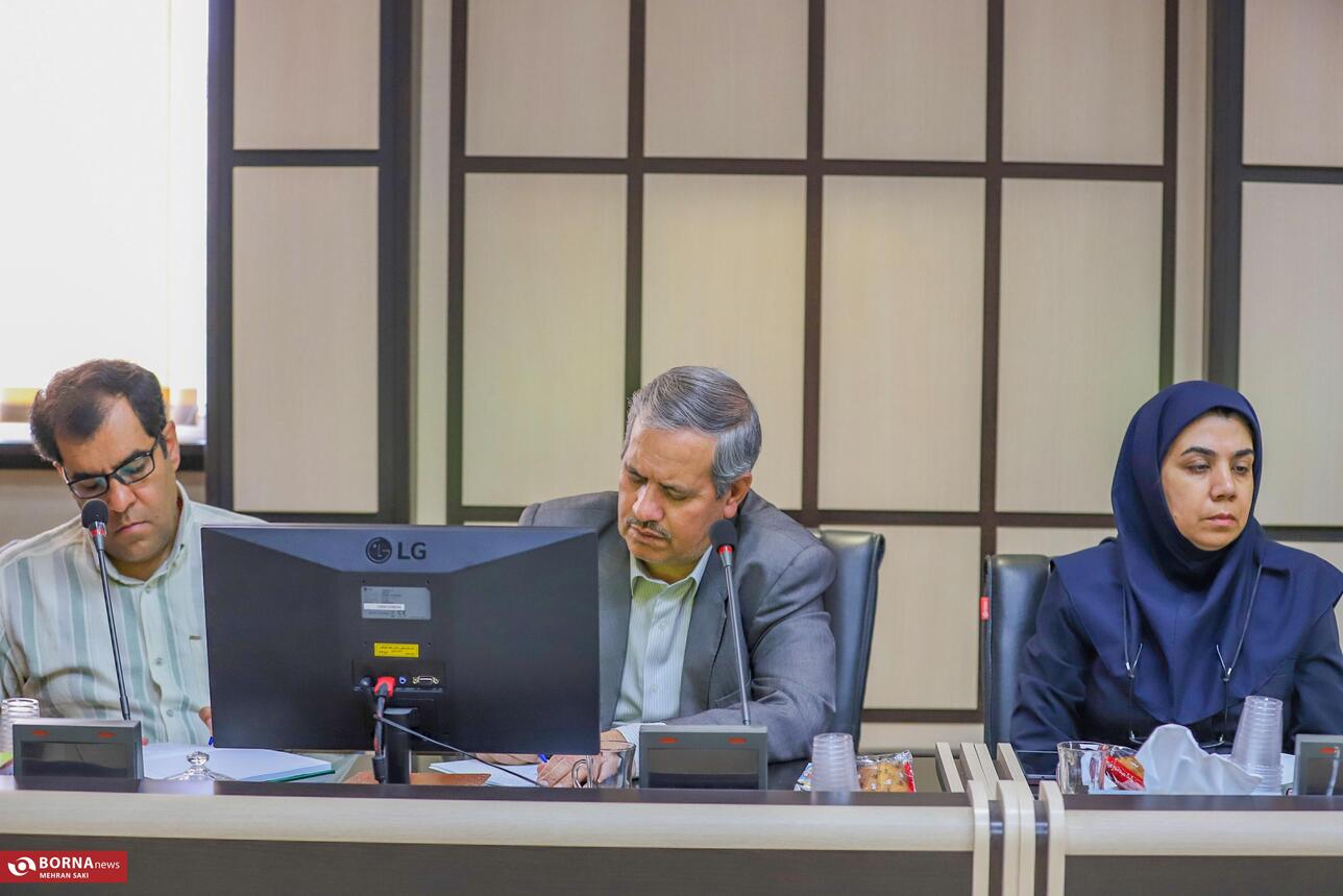 نشست خبری مدیرکل تعاون، کار و رفاه اجتماعی استان مرکزی