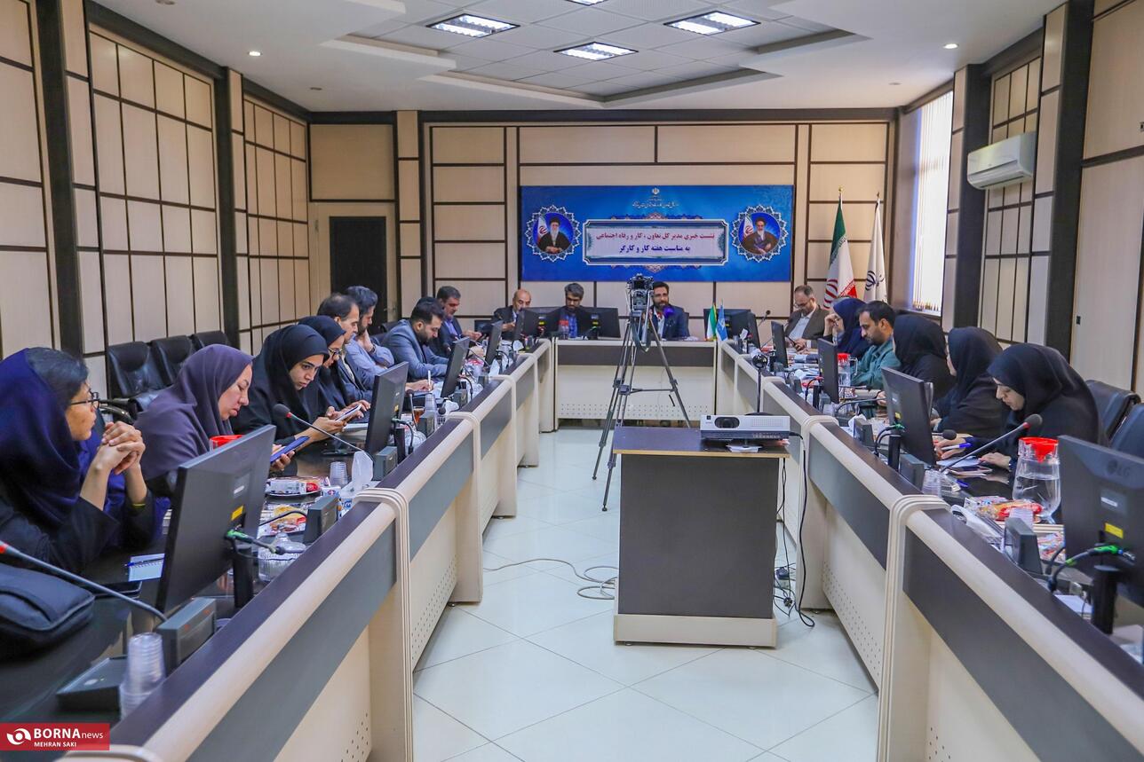نشست خبری مدیرکل تعاون، کار و رفاه اجتماعی استان مرکزی