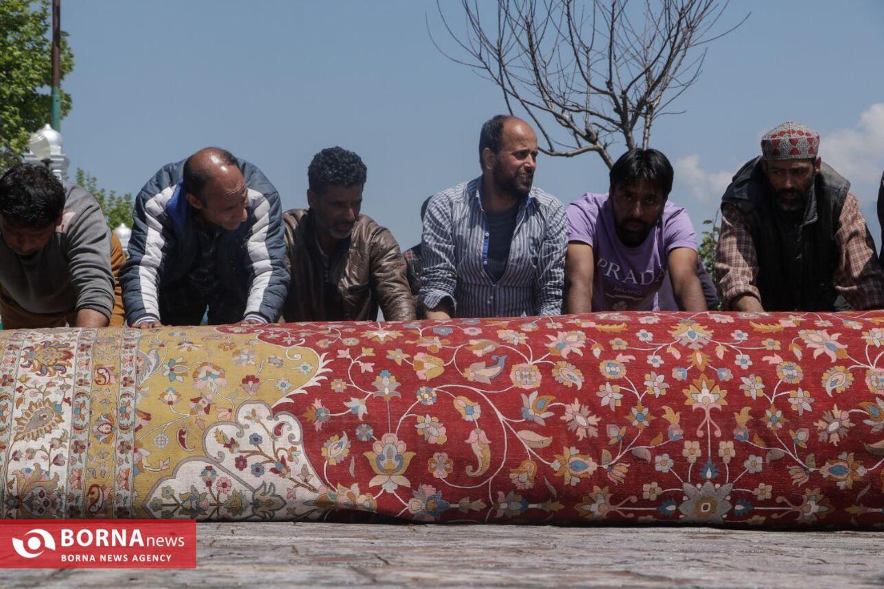 بزرگترین فرش دستباف کشمیر