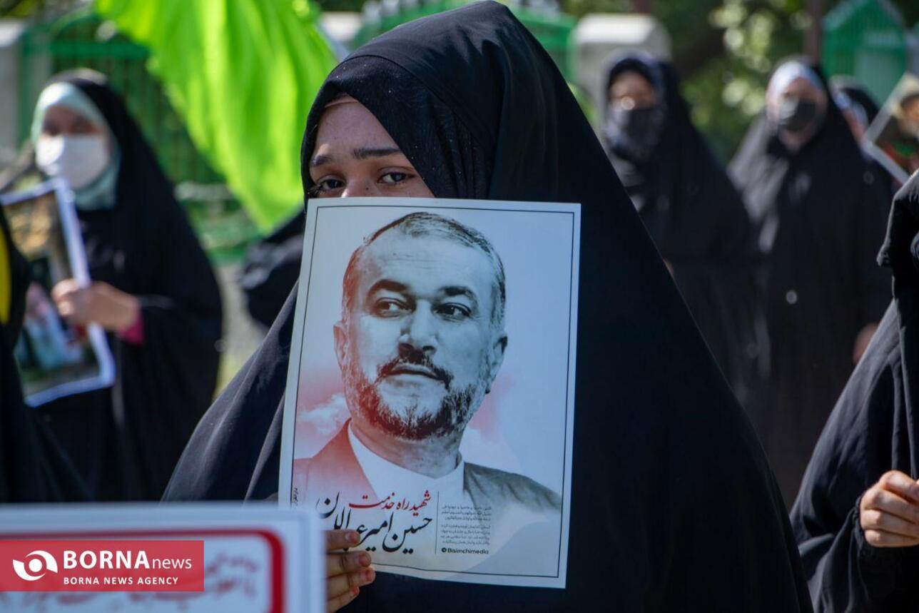 راهپیمایی زنان کشمیری به یاد شهید سید ابراهیم رئیسی